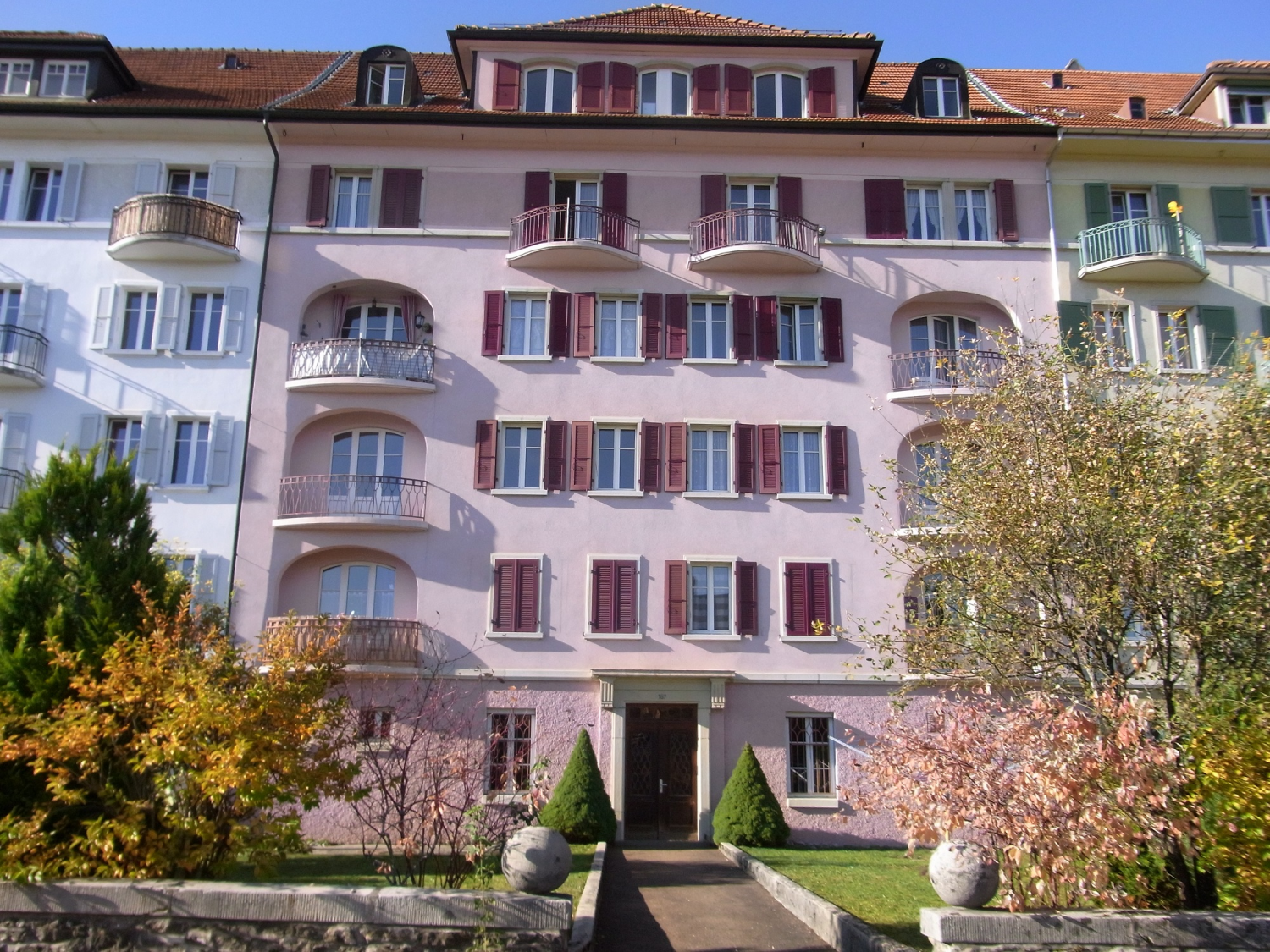 Appartement 3 pièces à louer à La ChauxdeFonds, Rue du Nord, balcon